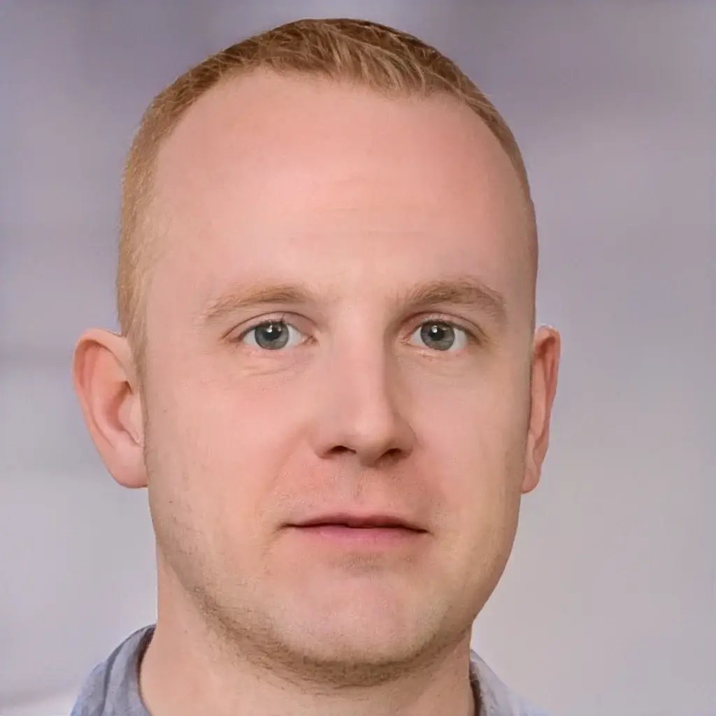 Qugrythox CEO - Trading Platform Leadership